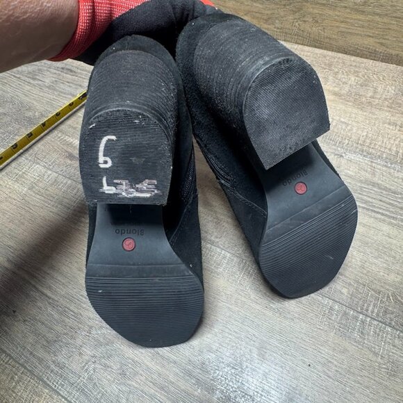 Blondo Black Suede Waterproof Ankle Boots Women's Size 10 - Picture 4 of 7